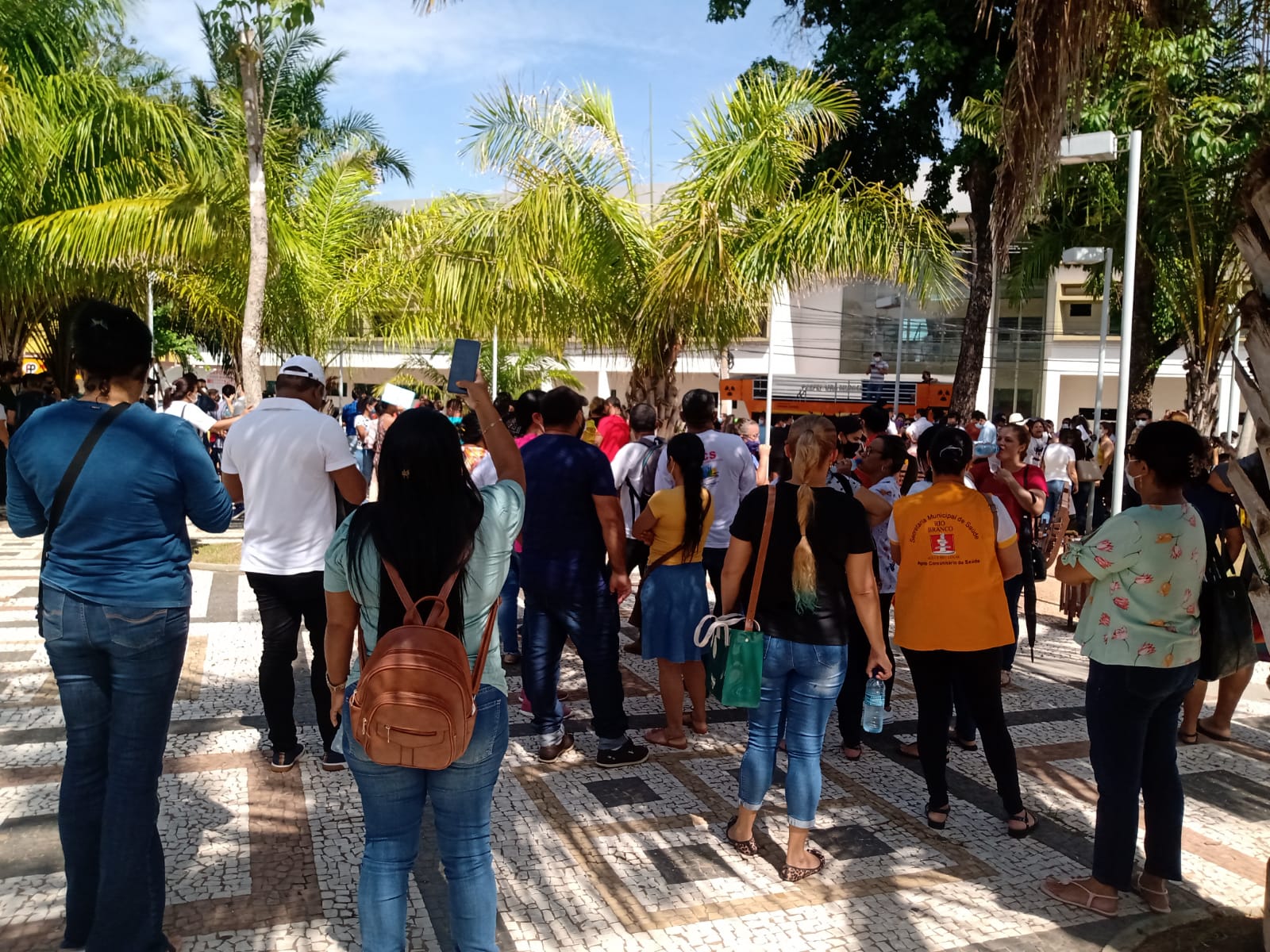 Sindmed-AC participa do ato dos servidores do município de Rio Branco