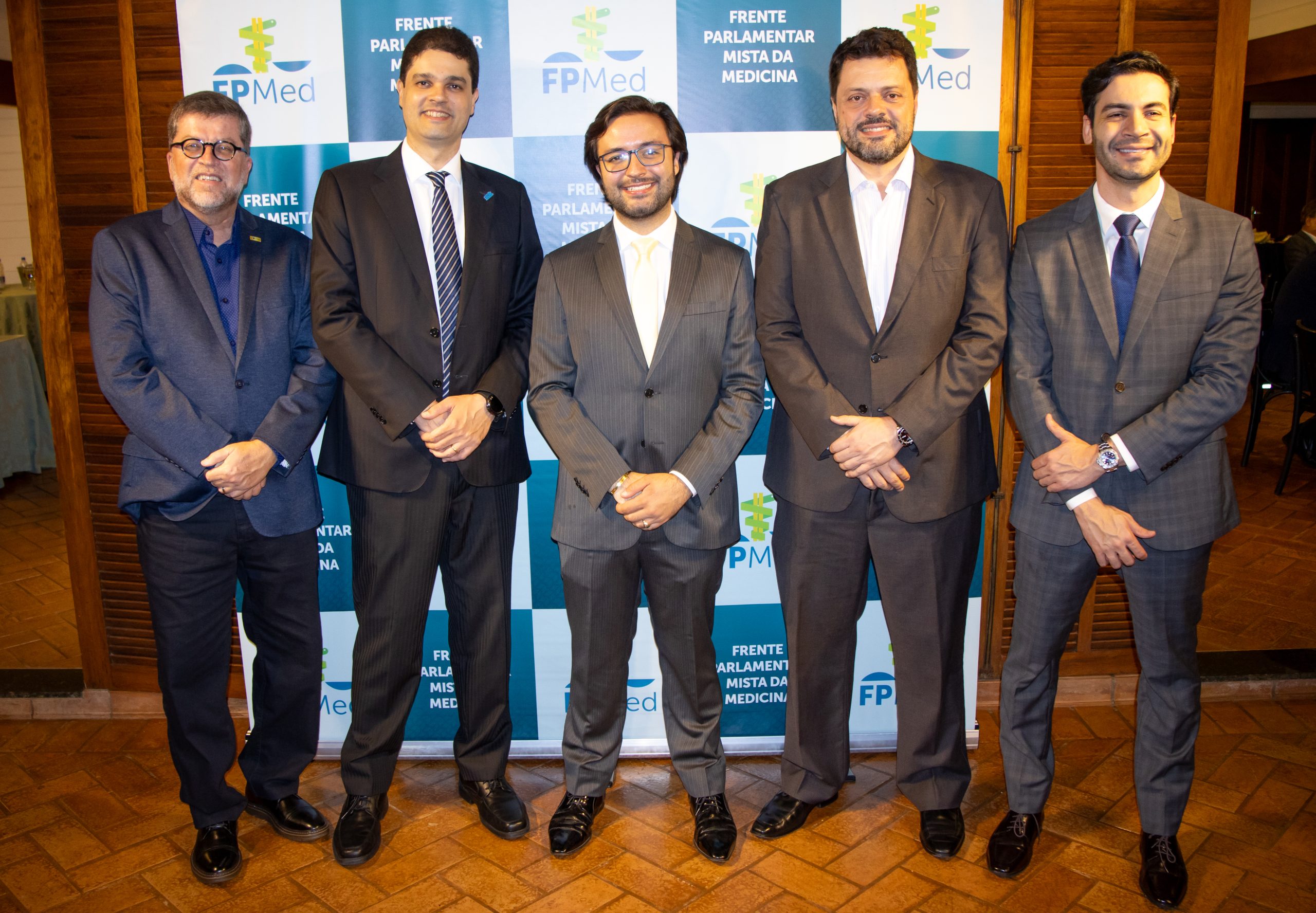 Sindmed-AC e FMB participam da reunião de prestação de contas da Frente Parlamentar da Medicina