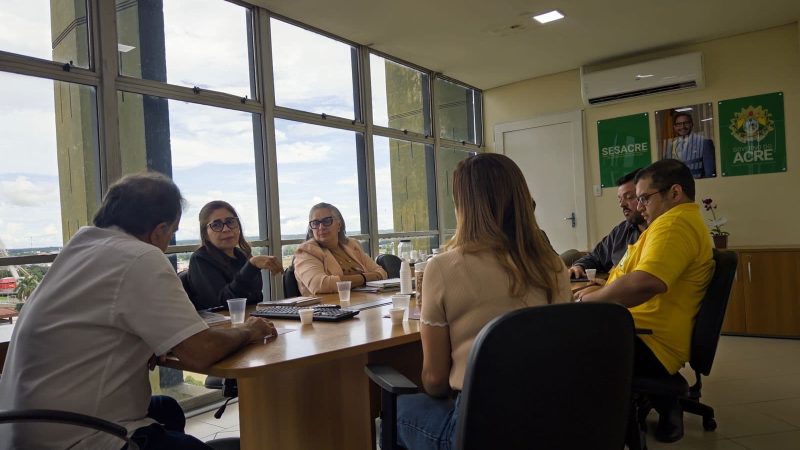 Sindmed-AC cobra reforço na segurança de médicos em reunião com a Sesacre