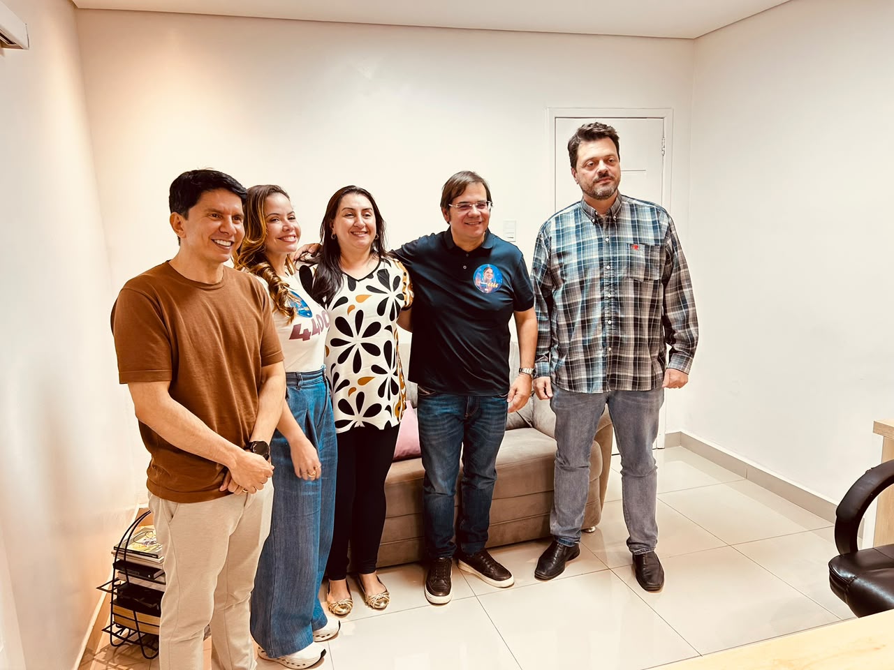 Sindmed-AC recebe candidatos para debater saúde pública e pautas da classe